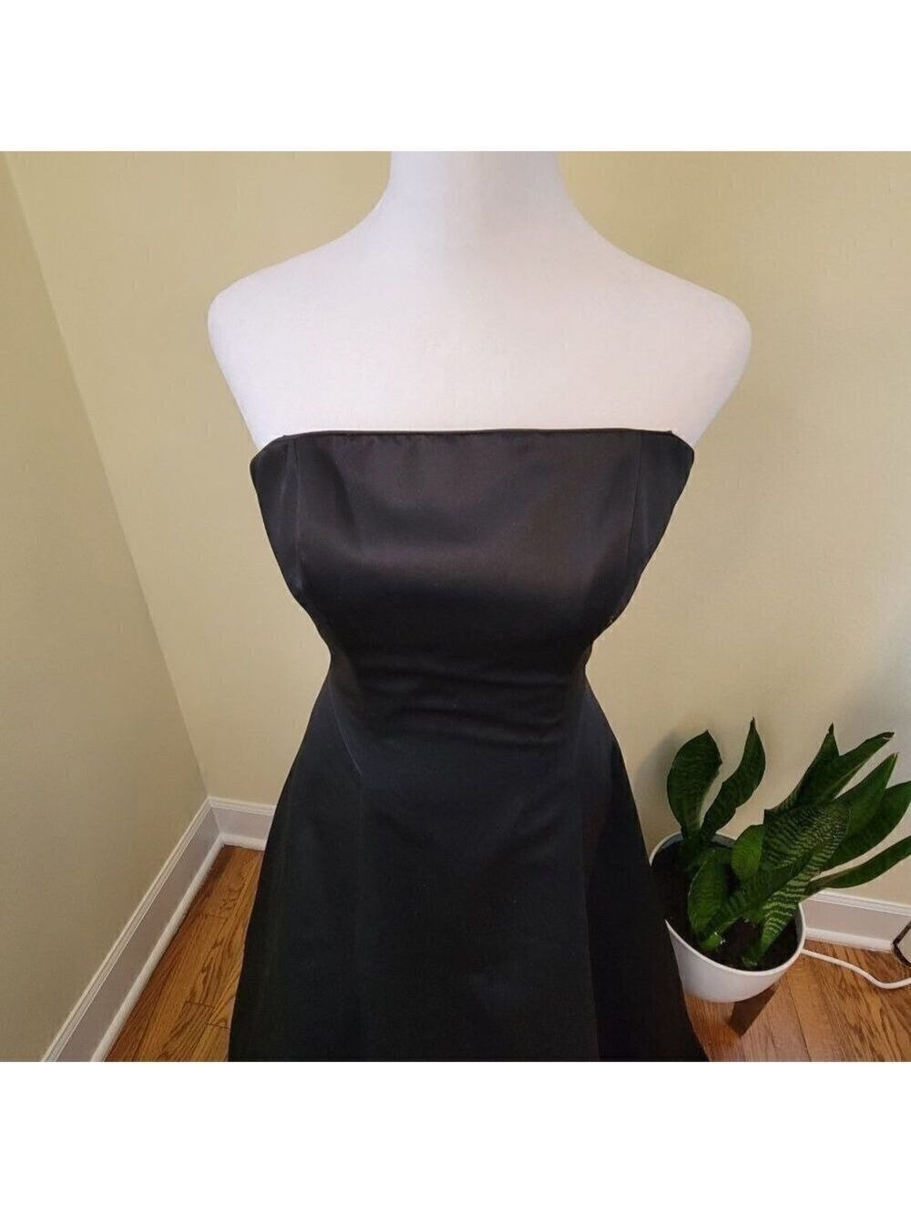 J. Peterman Strapless Black Evening Gown Fitted Waist Ladder Back Women's SZ 2 - Picture 4 of 16